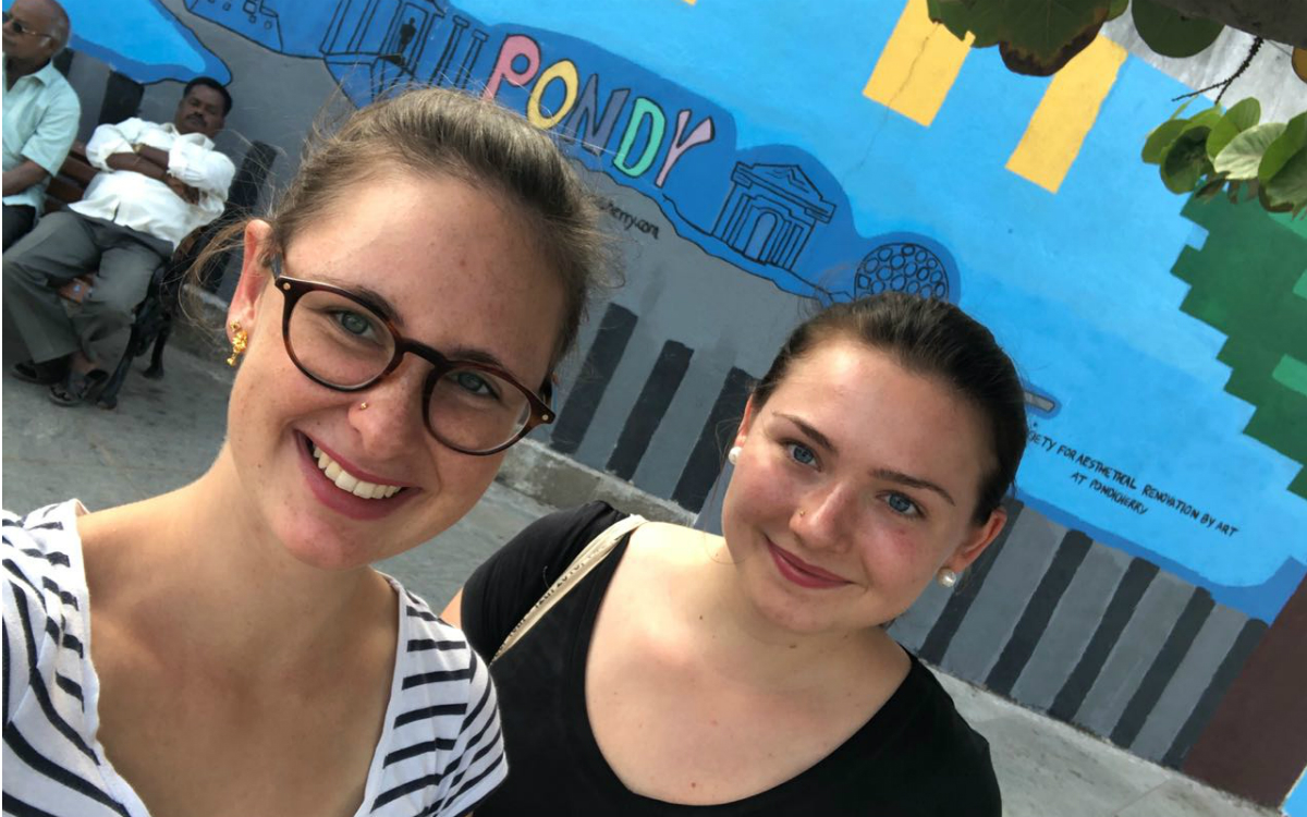 Meine beste Freundin und ich in Pondicherry (Foto: EMS/Rothermundt) Meine beste Freundin und ich in Pondicherry (Foto: EMS/Rothermundt)