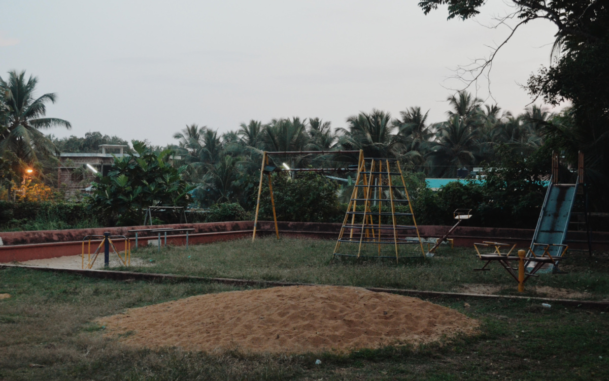 Spielplatz vom Asha Nilaya. Hier spielen die Kinder nachmittags (Foto: EMS/Marschar) Spielplatz vom Asha Nilaya. Hier spielen die Kinder nachmittags (Foto: EMS/Marschar)
