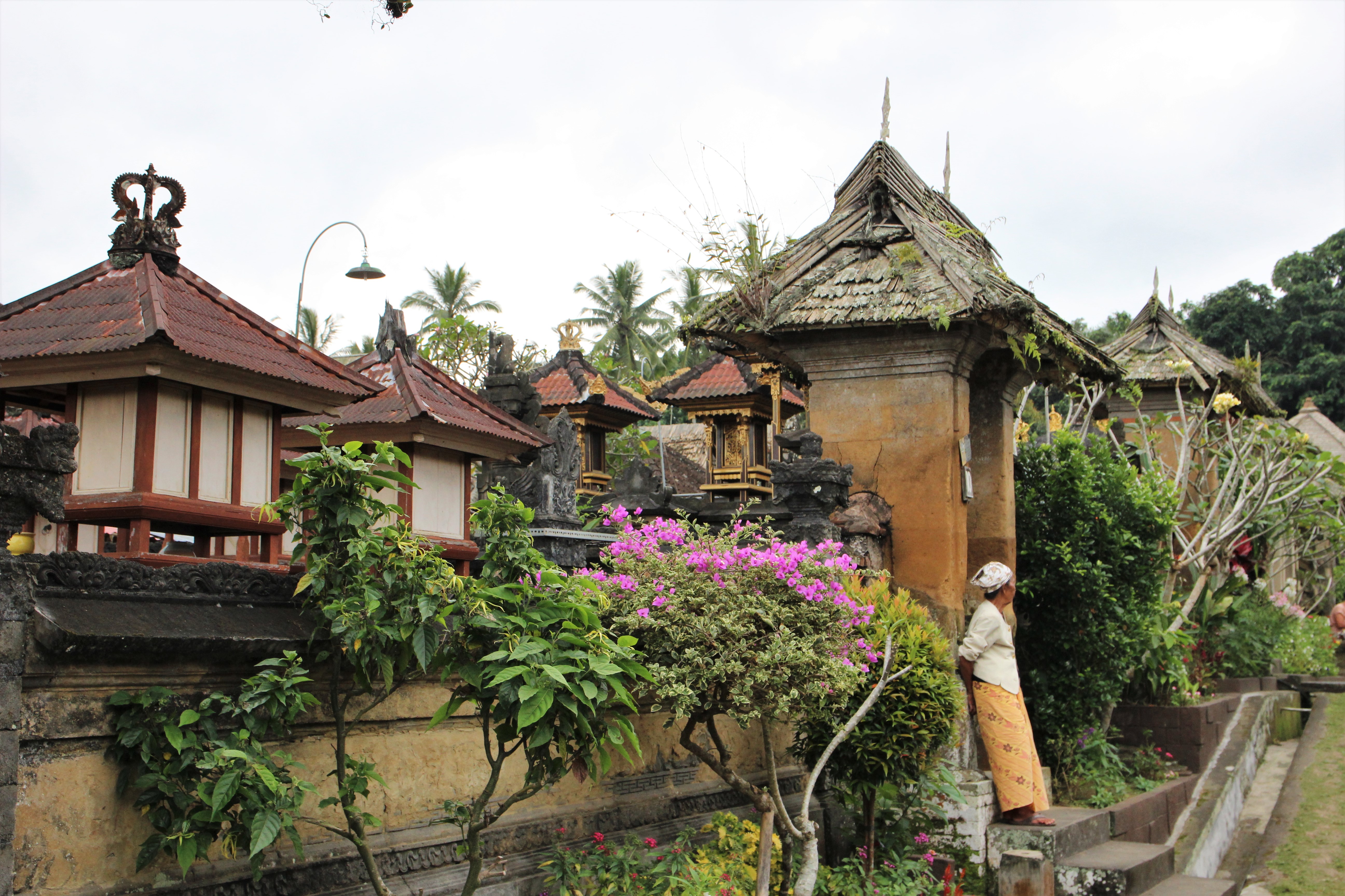 Der Hinduismus ist die meistvertretene Religion auf Bali. Viele Hindus haben eine eigene (kleine) Tempelanlage im Haus für ihre Gebete. (Foto: EMS/Kahlert)