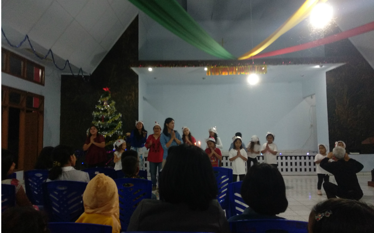 Eine Weihnachtsfeier im Panti (Foto: EMS/Suwita)