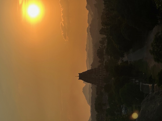 Sonnenuntergang in Hampi (Foto: Köster/EMS)