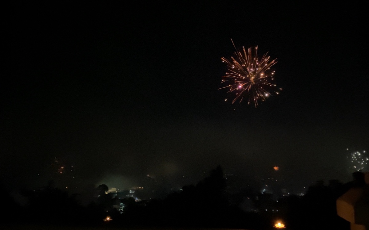 Feuerwerk an Diwali in Madurai (Foto: EMS/Baer) Feuerwerk an Diwali in Madurai (Foto: EMS/Baer)