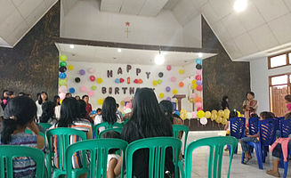 Geburtstagsfeier im Kinderheim