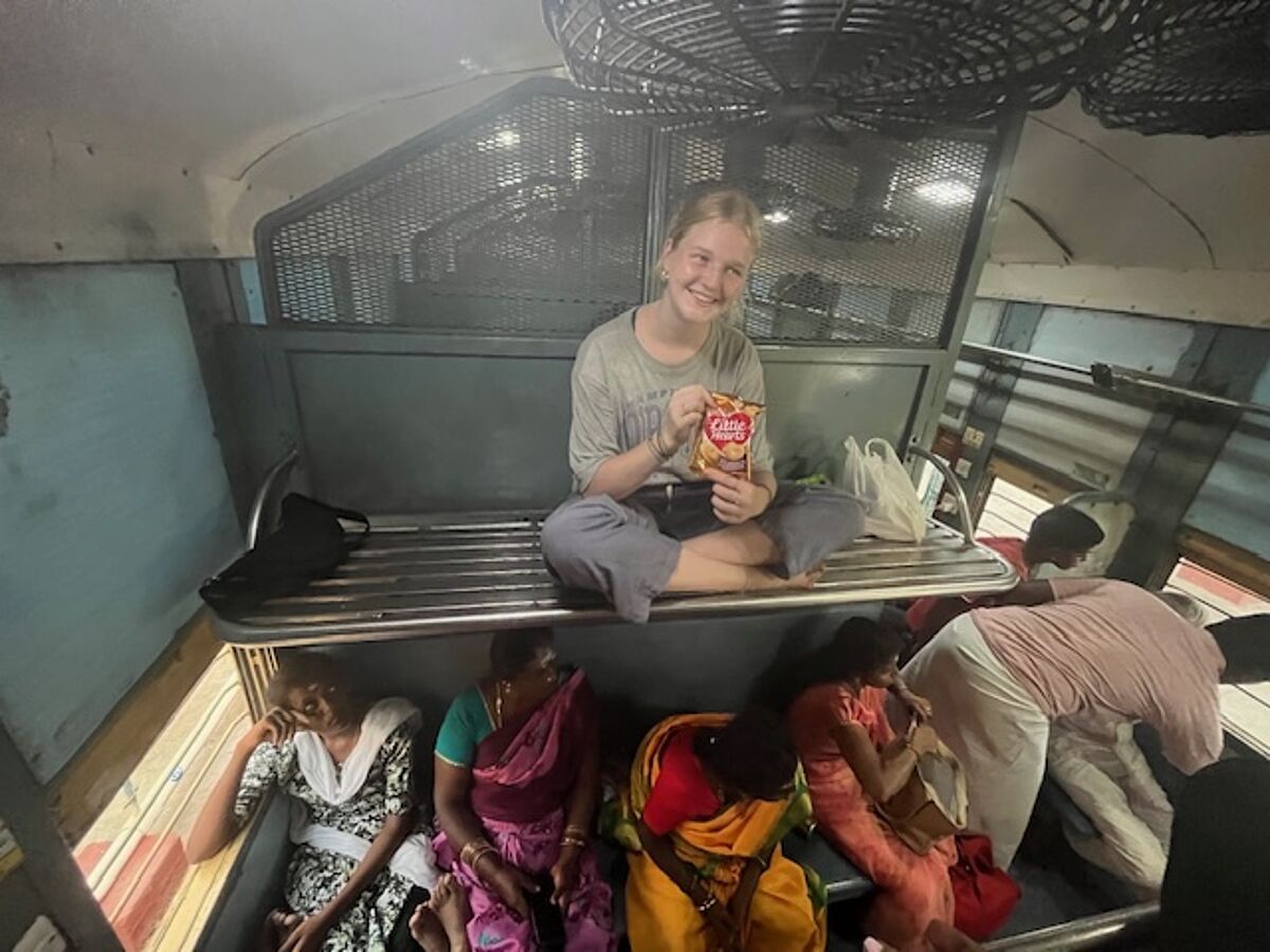 Ich im vollen Bus (Foto: Köster/EMS)