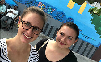 Meine beste Freundin und ich in Pondicherry (Foto: EMS/Rothermundt)