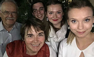 My family and my best friend on Christmas Eve (Foto: EMS/Rothermundt)